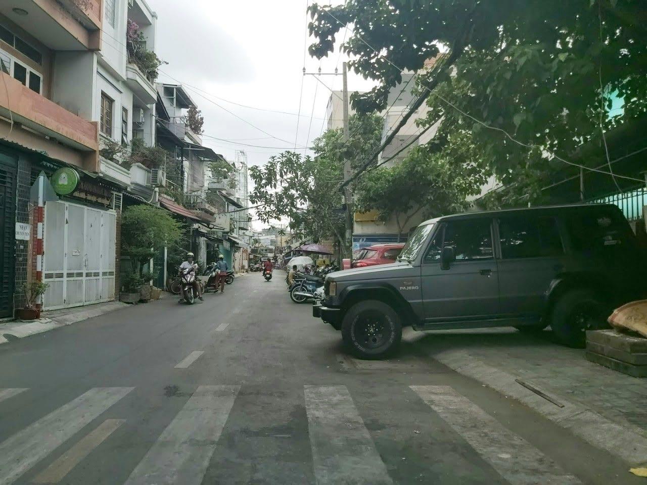 Bán nhà Gò Vấp, Nguyễn Văn Cônng, sat hẻm xe hơi tránh, 82M² , 5Pn, hơn 5 tỷ - Ảnh chính